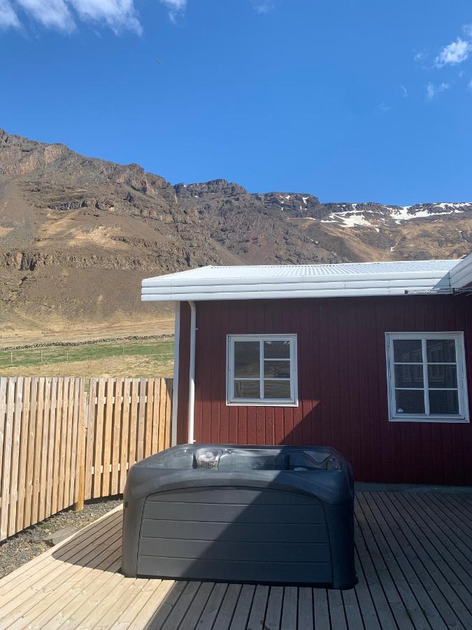 Hvammur 2 Guesthouse Red House Blonduos Dış mekan fotoğraf