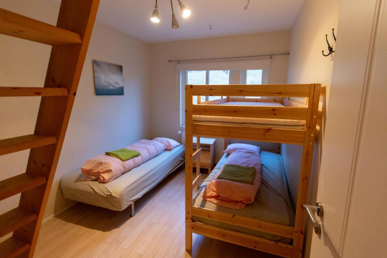 Hvammur 2 Guesthouse Red House Blonduos Dış mekan fotoğraf